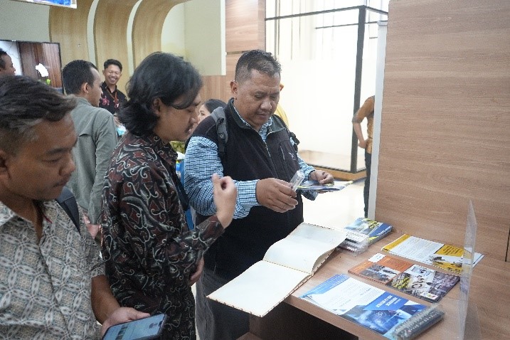 Pameran dan Seminar Jasa Industri